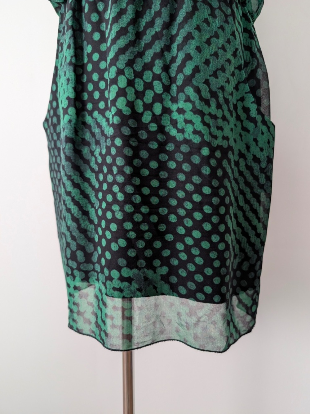 Theory Jaylyn Blurred Green Mini Dress Drop Waist Draped Size 2 - Picture 8 of 13